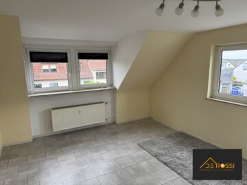 IN SCHÖNSTER GEGEND – 3 ZIMMERWOHNUNG MIT EINBAUKÜCHE, 90455 Nürnberg / Herpersdorf, Dachgeschosswohnung