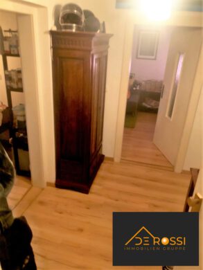 WOW-WOHNUNG IN DER KÖNIGSWARTER STRASSE – MIT SÜD-BALKON, 90762 Fürth, Etagenwohnung